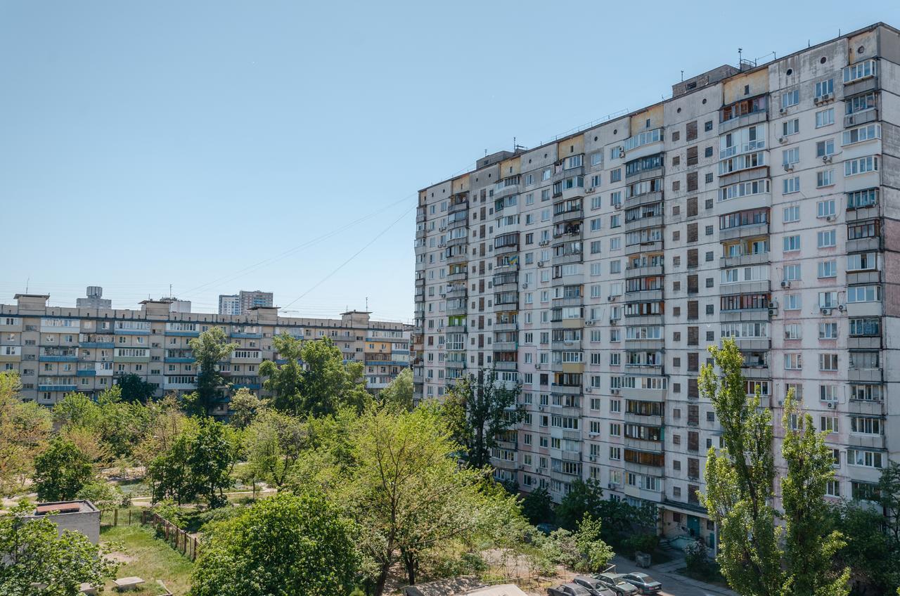 Artal Apartment On Obolonskyi Avenue 16A Kyiv Exterior photo